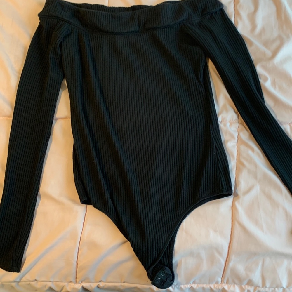 Black Hollister long sleeve body suit